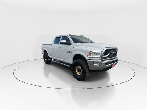 Used 2015 RAM 2500 Laramie image 2