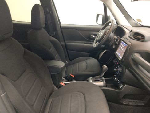 Used 2022 Jeep Renegade Latitude AWD/4WD image 21