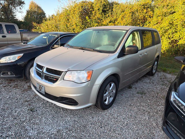 Used 2013 Dodge Grand Caravan SE FWD image 2