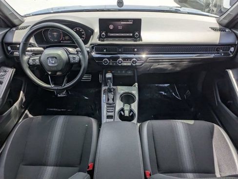 Used 2025 Honda Civic Sport image 13