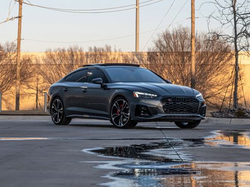 Used 2024 Audi S5 Premium Plus image 2