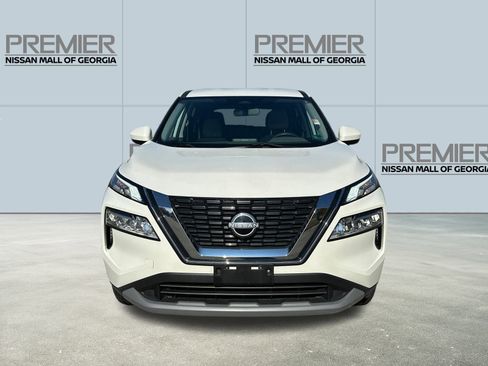 Certified 2023 Nissan Rogue SV image 2