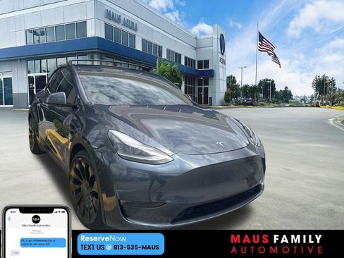 Used 2022 Tesla Model Y Performance AWD/4WD image 1