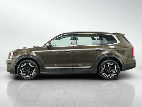 Used 2023 Kia Telluride S w/ S Sunroof Package AWD/4WD image 2