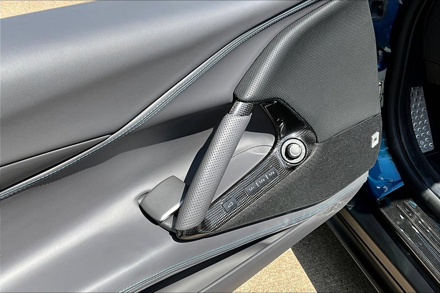 Used 2023 Ferrari 812 GTS RWD image 30