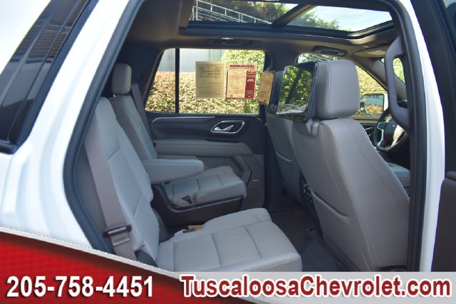 Used 2024 Chevrolet Tahoe Z71 w/ Luxury Package AWD/4WD image 30