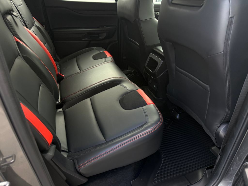 Used 2025 Ford Ranger Raptor AWD/4WD image 36