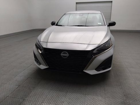 Used 2024 Nissan Altima 2.5 SV FWD image 15
