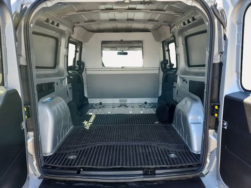 Used 2017 RAM ProMaster City Tradesman SLT FWD image 15