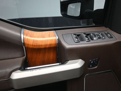 Used 2017 Ford F350 King Ranch w/ King Ranch Ultimate Package image 6