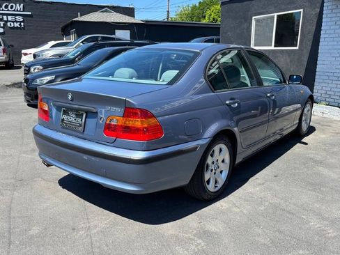 Used 2002 BMW 325i Sedan RWD image 28