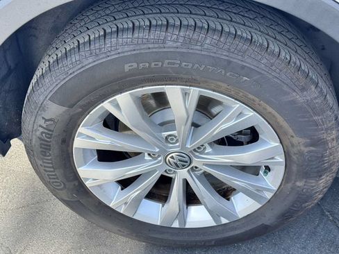Used 2020 Volkswagen Tiguan S FWD image 16