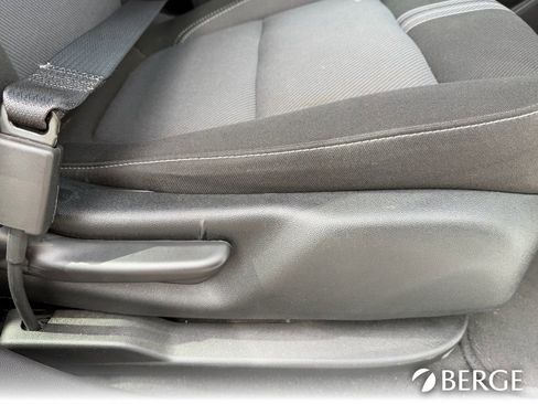 Used 2025 Chevrolet Blazer LT FWD image 15
