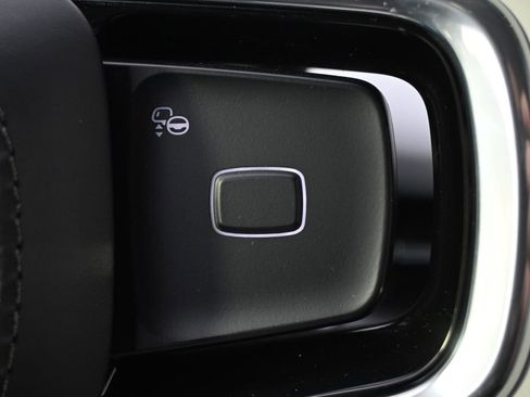 New 2026 Lincoln Navigator Black Label image 32