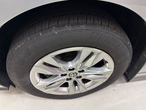 Certified 2025 Toyota Sienna XLE w/ XLE Plus Package AWD/4WD image 2