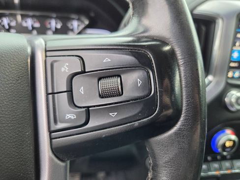 Used 2019 GMC Sierra 1500 SLT w/ SLT Premium Plus Package AWD/4WD image 17