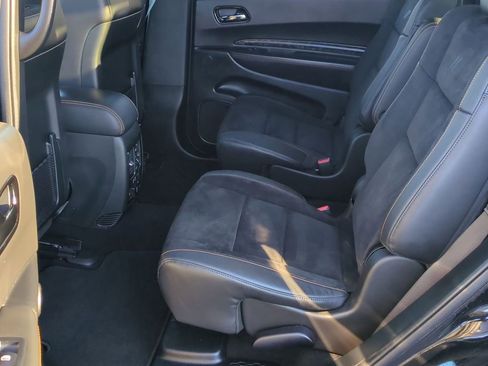 Used 2023 Dodge Durango R/T w/ Hemi Orange Plus Package image 24