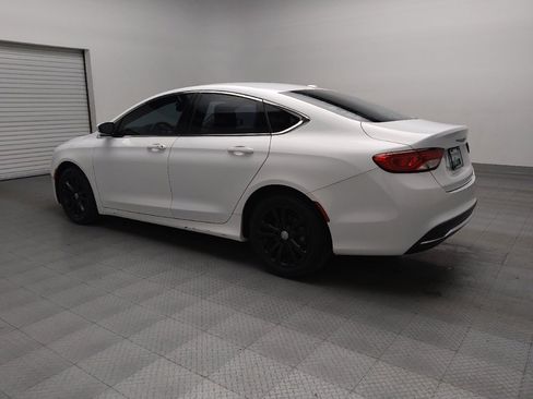 Used 2015 Chrysler 200 Limited w/ Convenience Group image 5