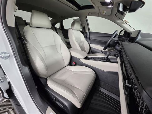Used 2025 Honda Accord Touring image 14