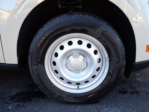 New 2025 Ford Maverick XL w/ Equipment Group 101A image 13