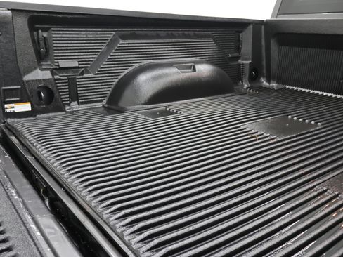 Used 2024 RAM 2500 Laramie w/ Safety Group AWD/4WD image 27