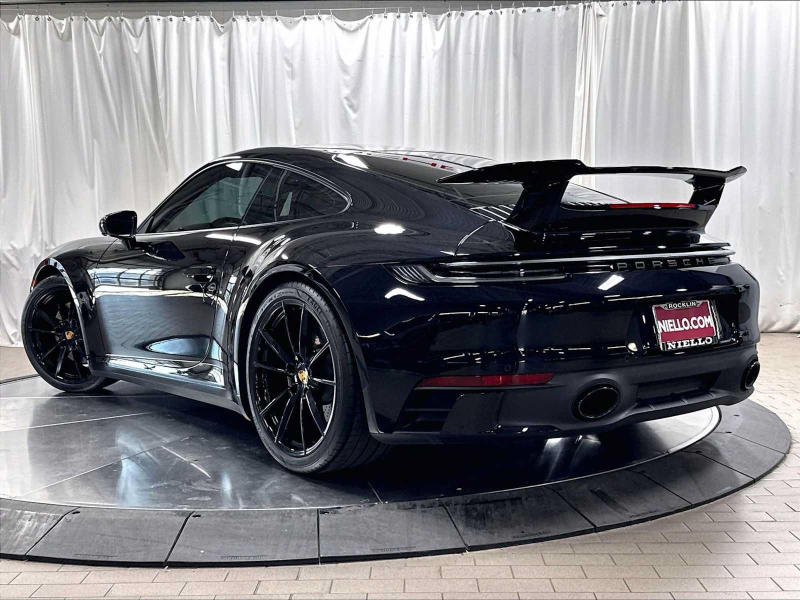 Used 2024 Porsche 911 Carrera S RWD image 3