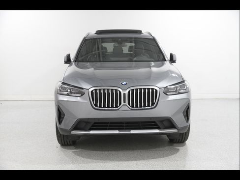 Certified 2023 BMW X3 xDrive30i w/ Premium Package image 2