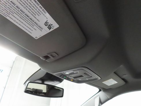 Used 2025 GMC Sierra 2500 SLT image 25