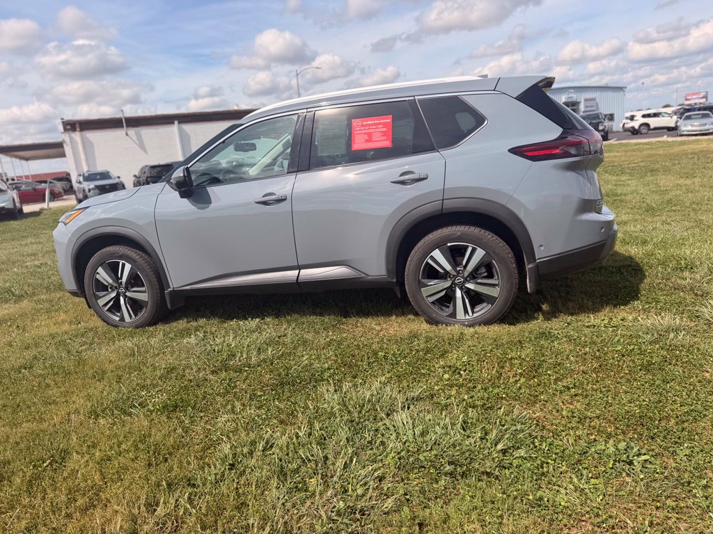 Used 2024 Nissan Rogue SL w/ SL Premium Package FWD image 8