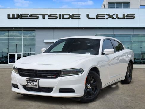 Used 2022 Dodge Charger SXT RWD image 1