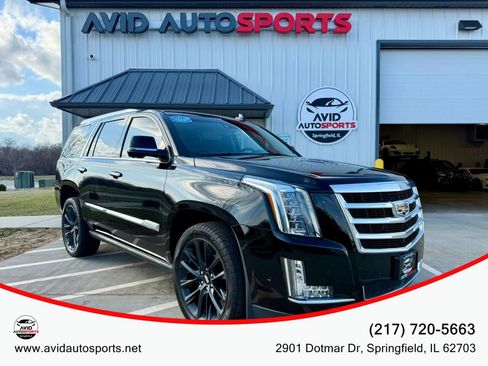 Used 2017 Cadillac Escalade Premium Luxury image 1