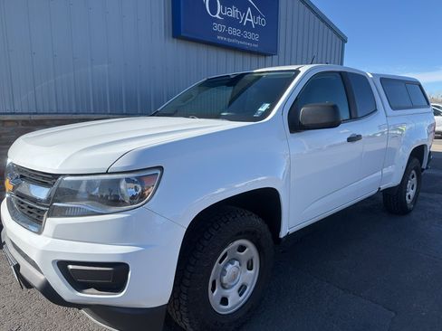 Used 2018 Chevrolet Colorado W/T w/ WT Convenience Package image 2