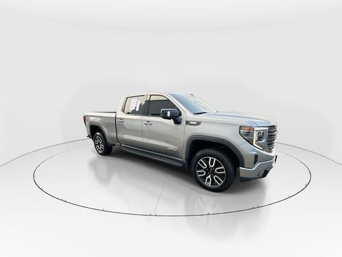 Used 2023 GMC Sierra 1500 AT4 w/ AT4 Premium Package AWD/4WD image 2