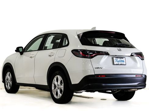 Used 2024 Honda HR-V LX image 8