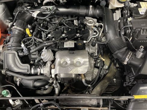 Used 2021 Ford EcoSport S image 15