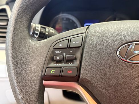 Used 2018 Hyundai Tucson SEL w/ Cargo Package AWD/4WD image 18