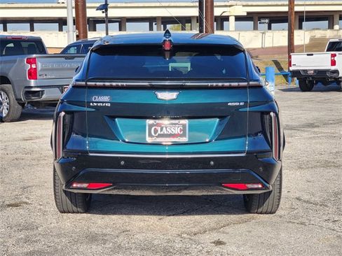 Used 2024 Cadillac Lyriq Luxury image 6