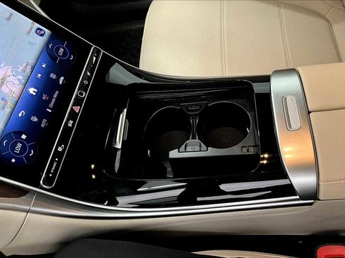 New 2025 Mercedes-Benz C 300 C 300 image 19