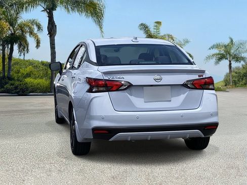 Certified 2025 Nissan Versa SR w/ Trunk Package FWD image 4