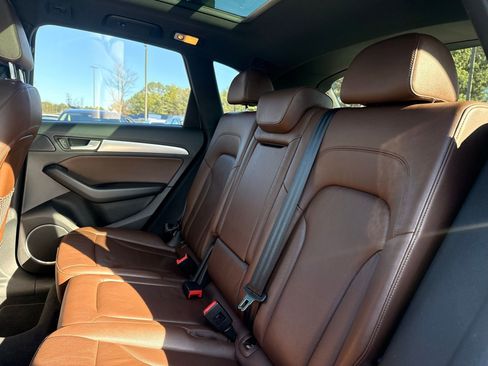 Used 2017 Audi Q5 2.0T Premium Plus w/ Technology Package image 30