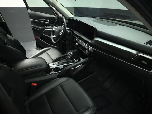 Certified 2024 Kia Telluride S w/ S Sunroof Package FWD image 59