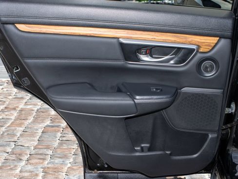 Used 2022 Honda CR-V Touring image 31