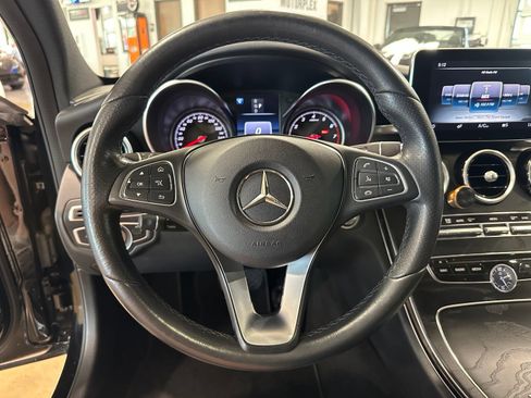 Used 2018 Mercedes-Benz C 300 Sedan image 16