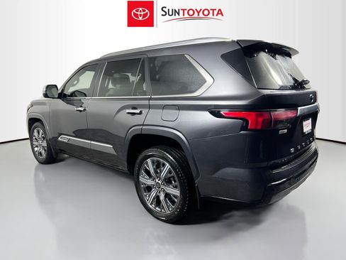 Used 2024 Toyota Sequoia Capstone AWD/4WD image 6