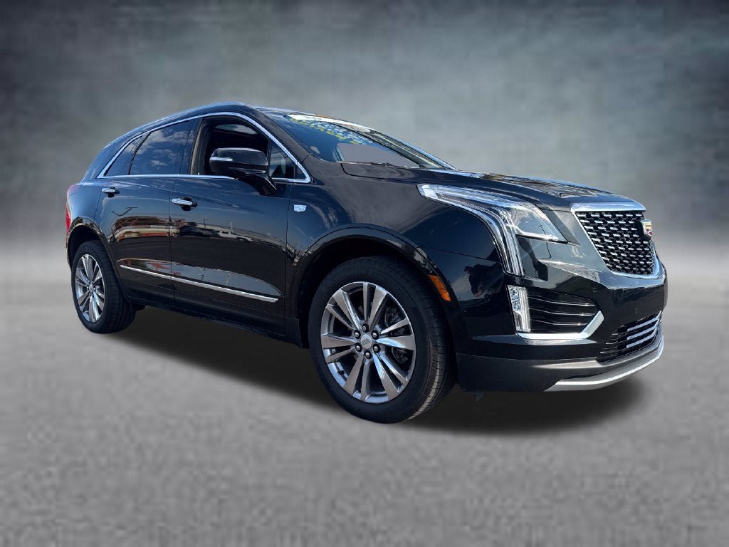 Used 2023 Cadillac XT5 Premium Luxury w/ LPO, Floor Liner Package AWD/4WD image 12