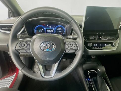 Used 2026 Toyota Corolla SE w/ SE Package FWD image 11