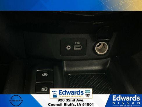 Used 2022 Nissan Rogue Sport SL AWD/4WD image 24
