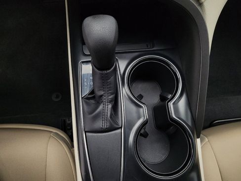 Used 2019 Toyota Camry LE image 26