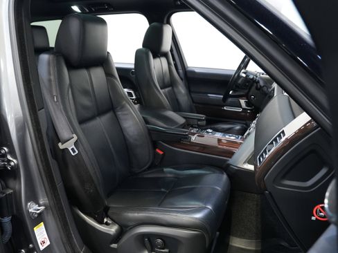 Used 2016 Land Rover Range Rover image 32