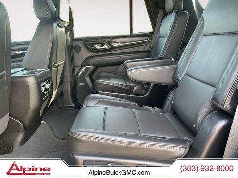 Used 2024 GMC Yukon Denali w/ Advanced Technology Package AWD/4WD image 13